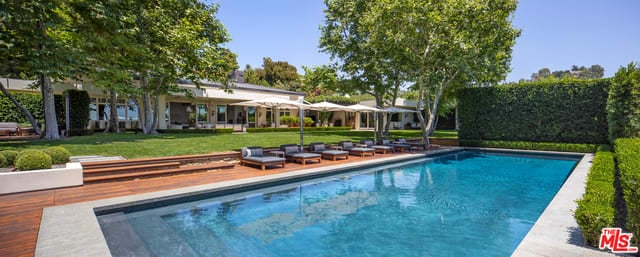 Blissful Manor