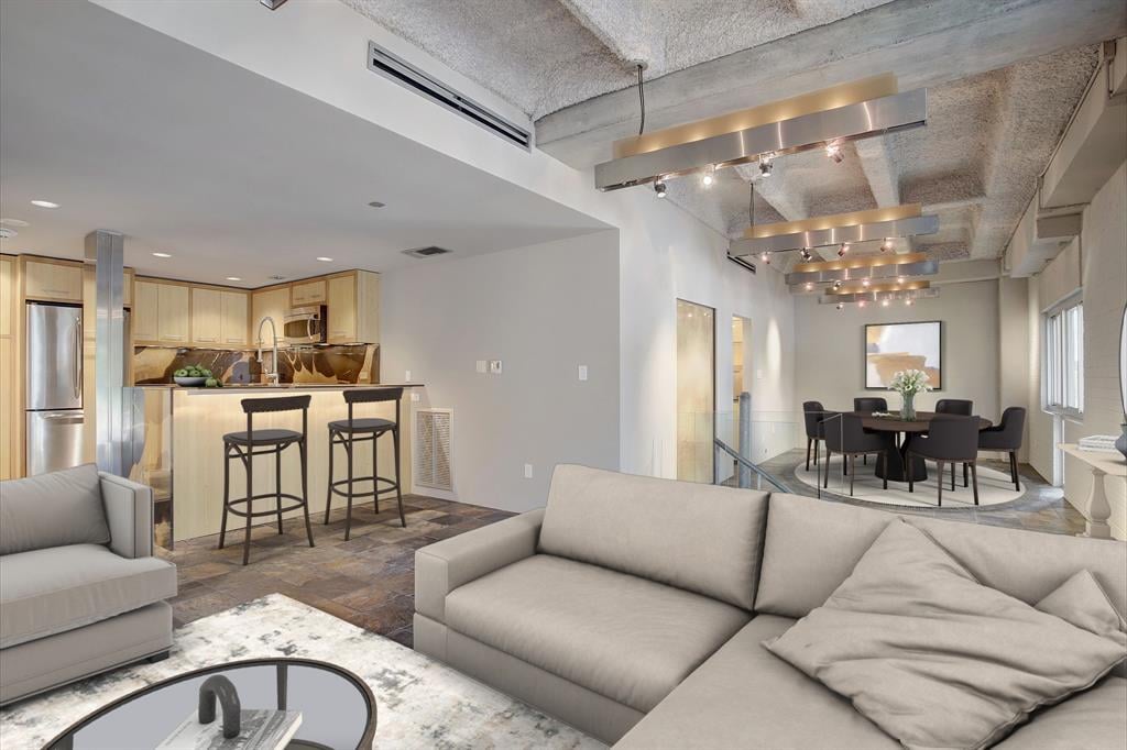 3600 Montrose Blvd, #103/202