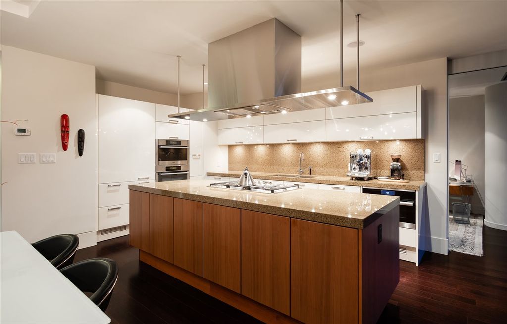 1560 Homer Mews, #1502