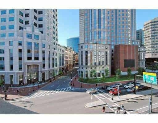 Lincoln Plaza Residences