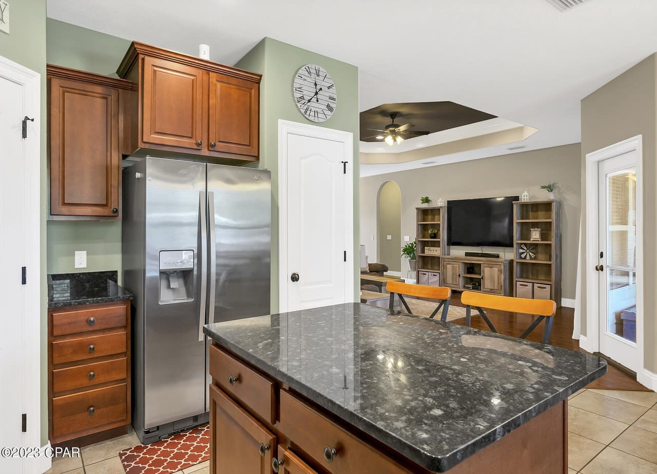 5612 DUNE CREEK Trail