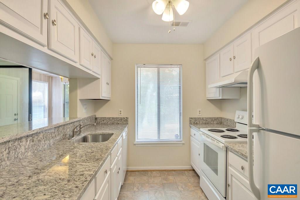 964 Sutton Ct