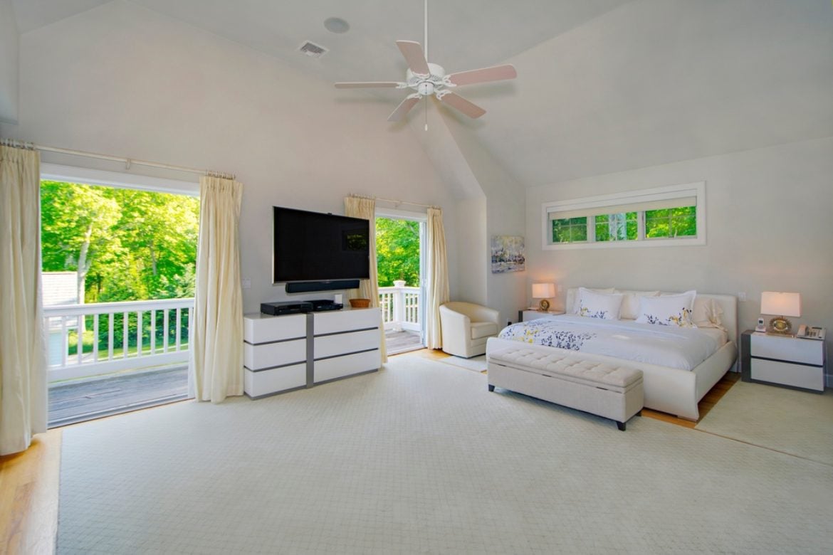 Southampton 15,000 sq ft Compound