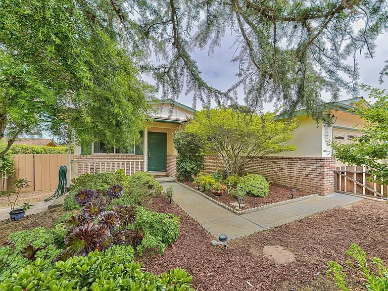 15 Stowe Ct