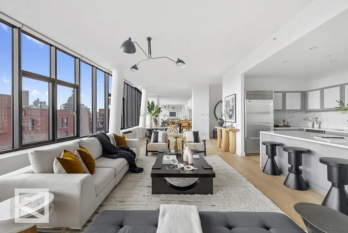 210 Lafayette St #8B