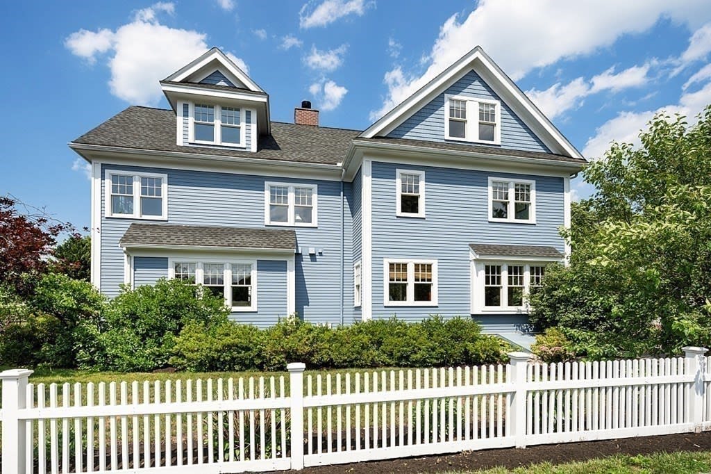 181 Everett