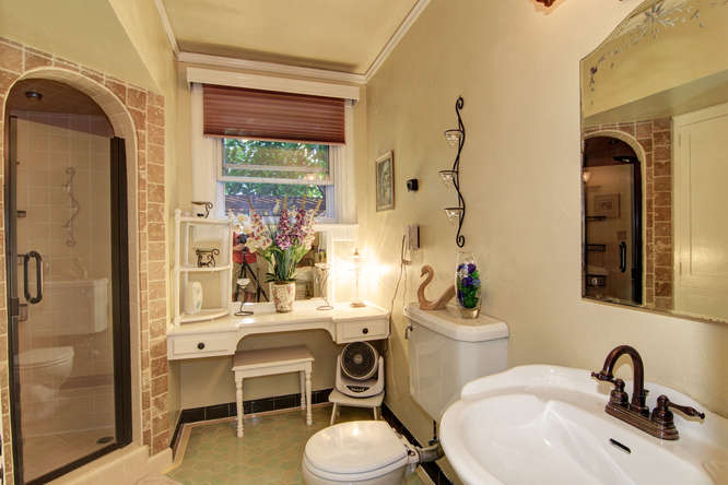 Gorgeous Land Park Brick Tudor!