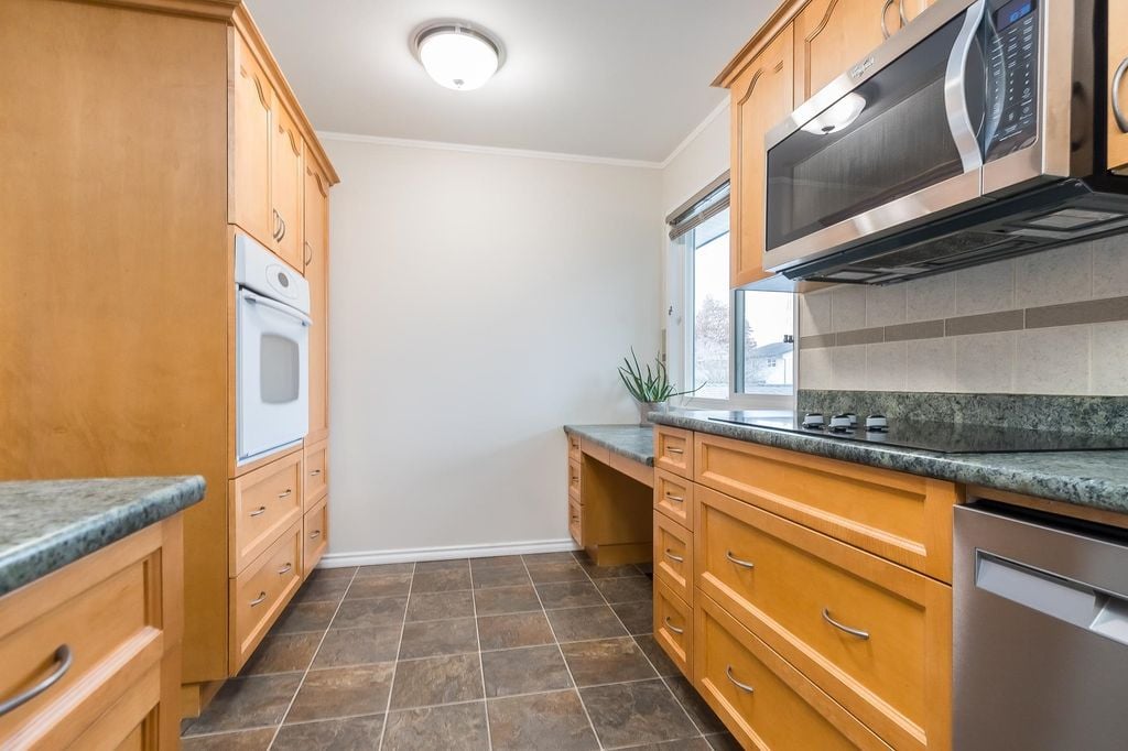45440 Spartan Cres