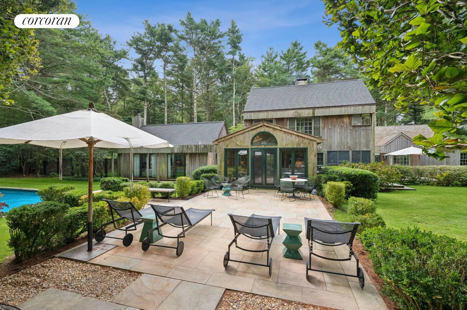 5 White Pine Rd