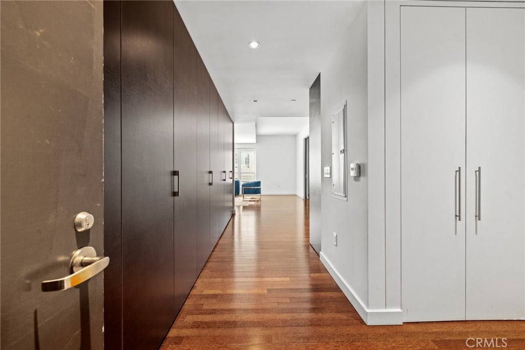 6250 Hollywood Blvd, #4M