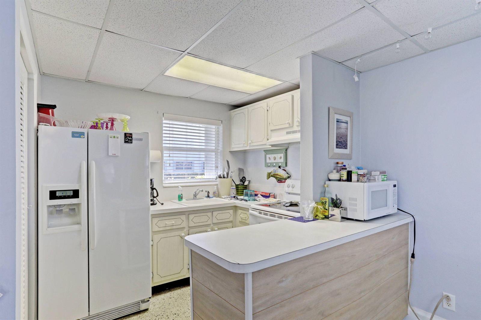100 Shore 307 Ct