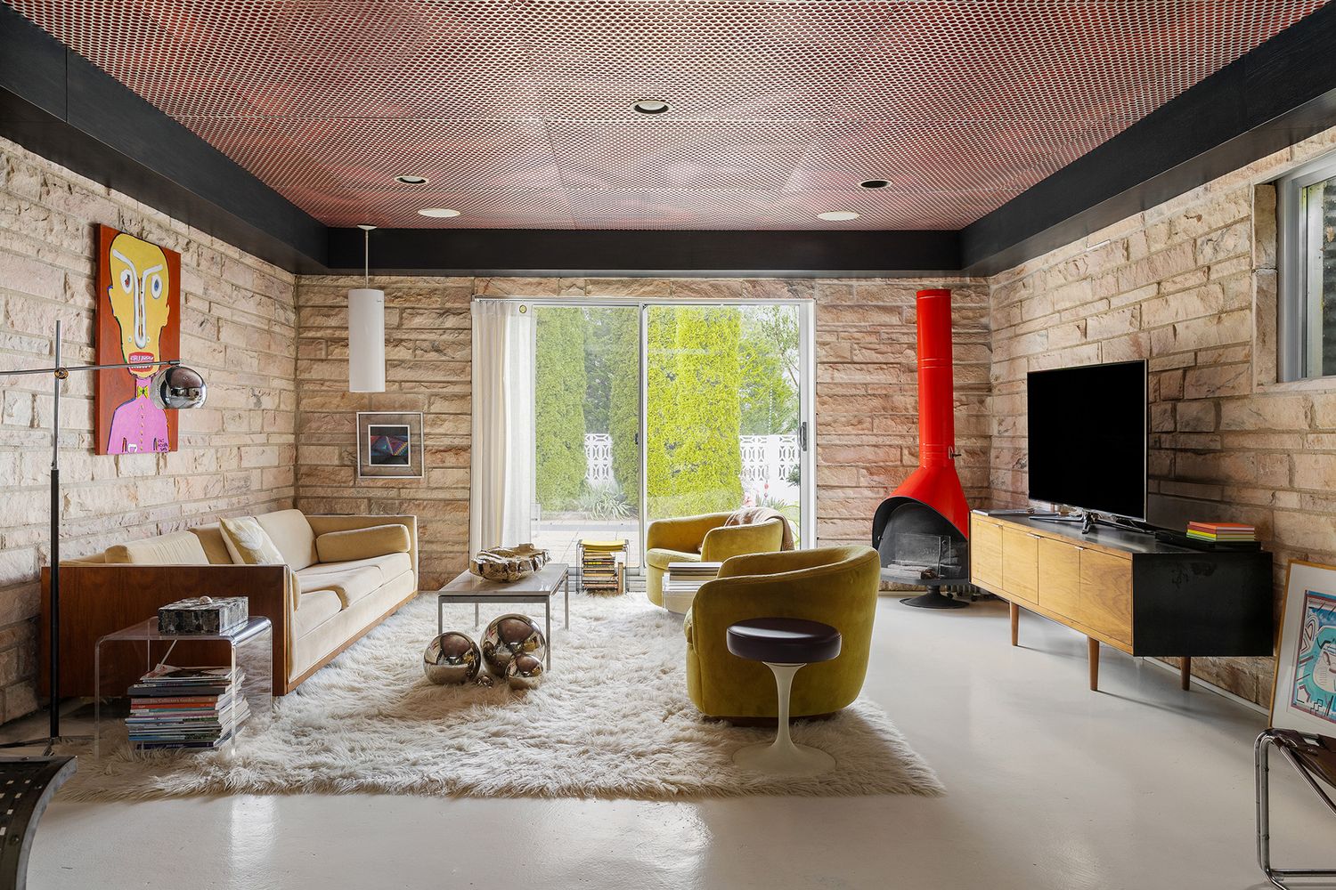 A Modern Village Retreat with Water Views to Connecticut