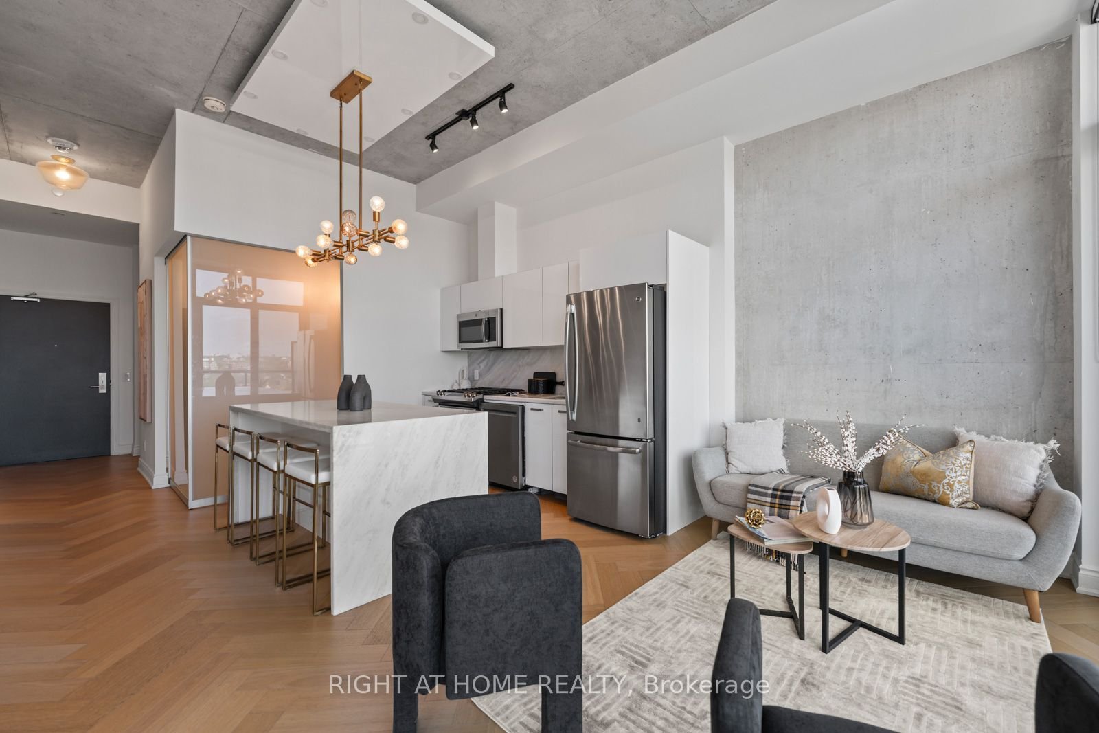 PENTHOUSE AT THE HARLOWE