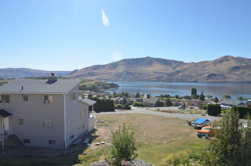 207 Riviera Dr