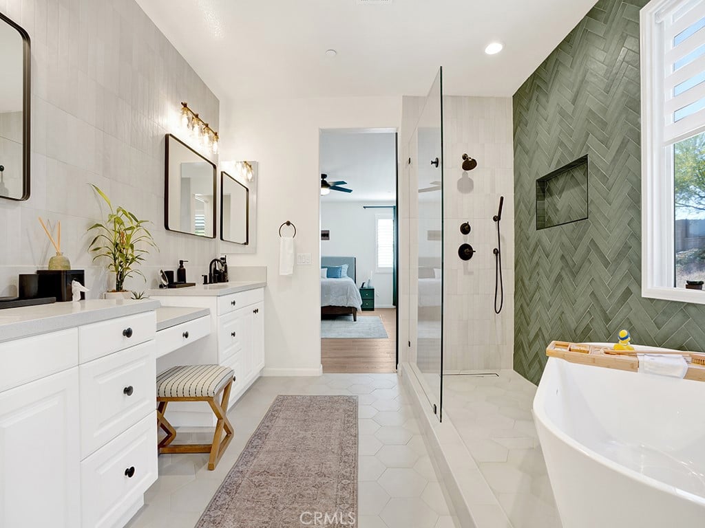 8967 Sunshine Valley Way