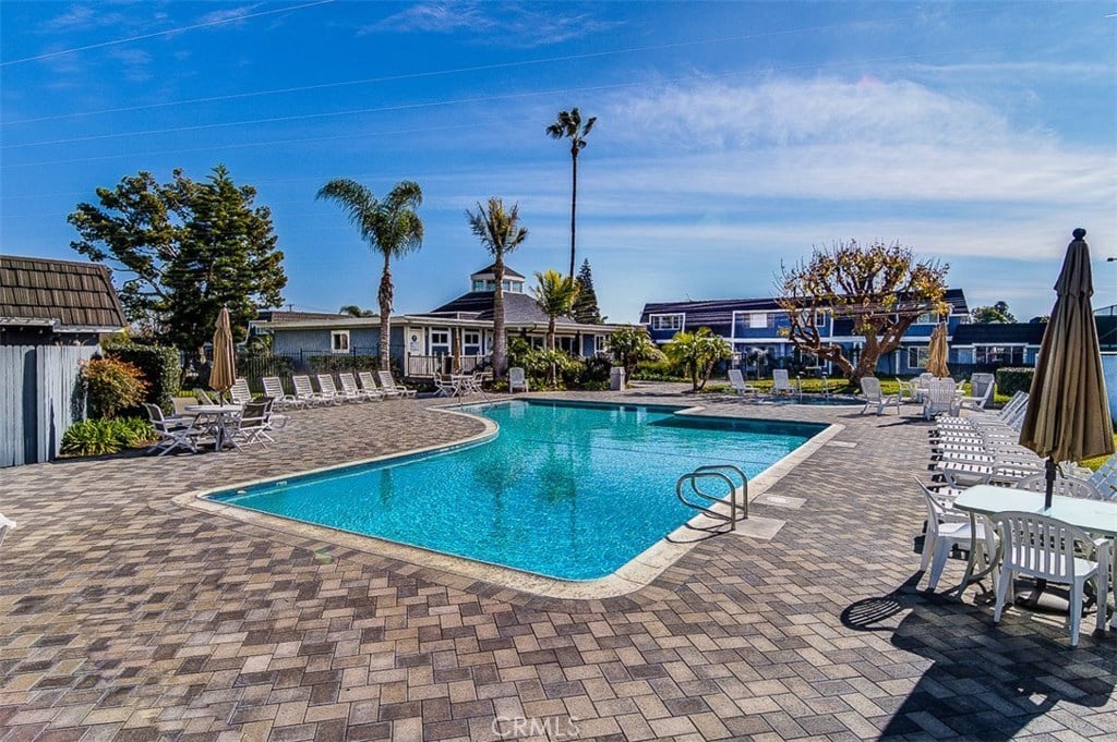 21131 Sailors Bay Ln