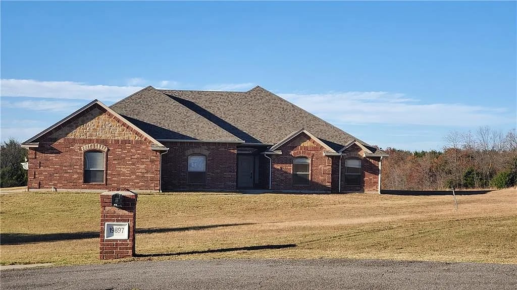 19897 Hidden Valley Ct