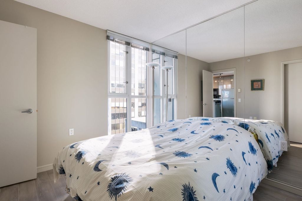 1068 Hornby St, #1602