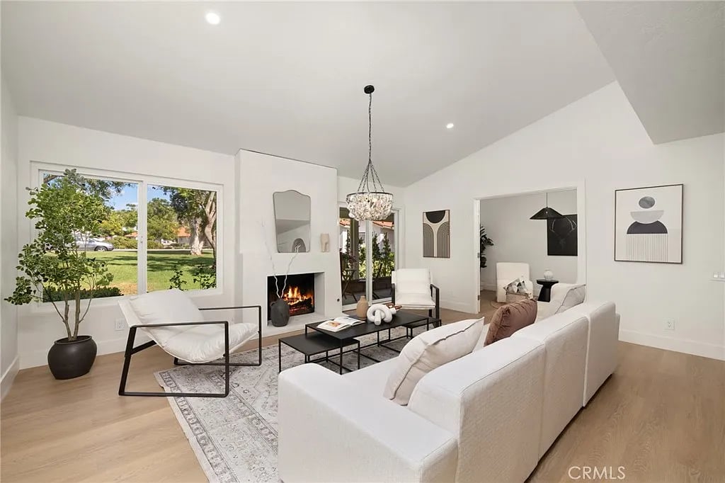 28225 Zurburan, Mission Viejo, CA 92692