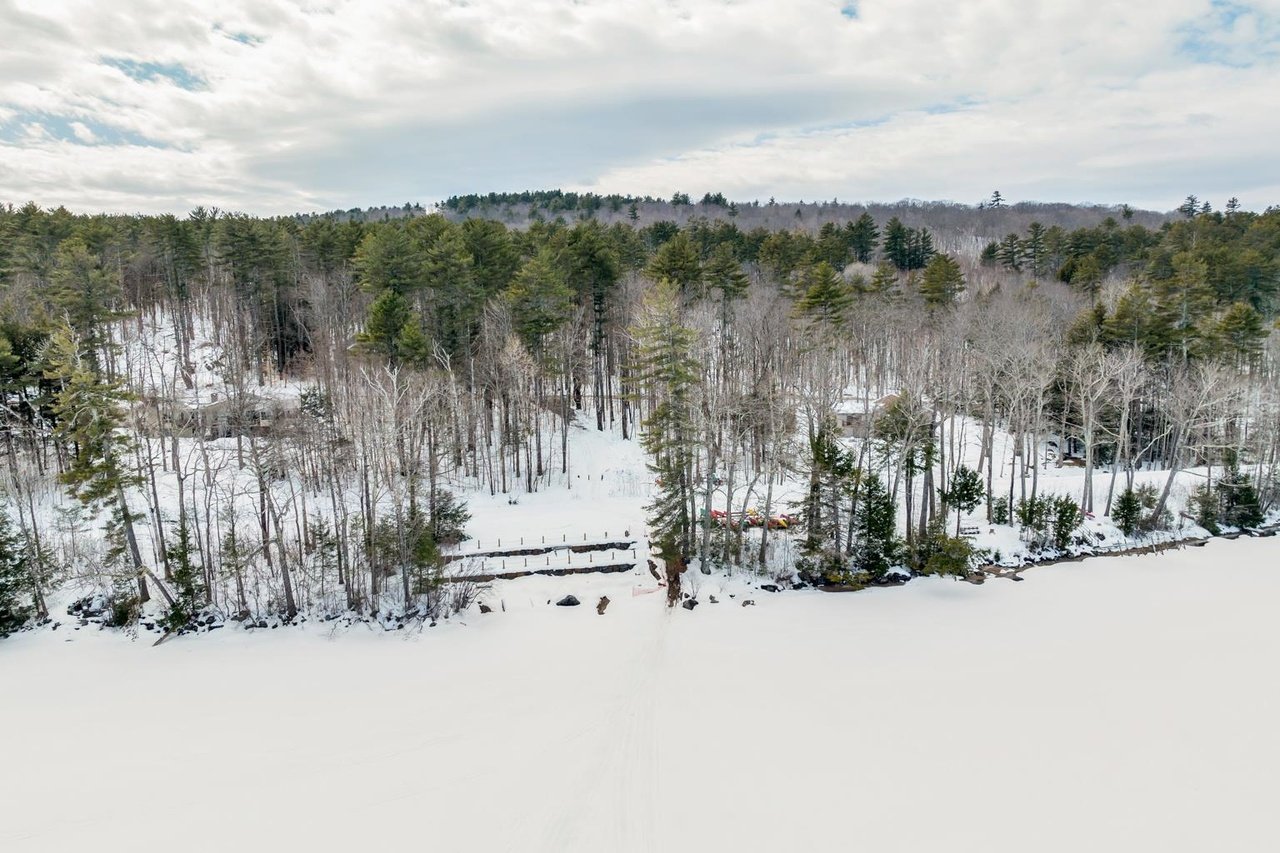 60 Winona Shores Rd