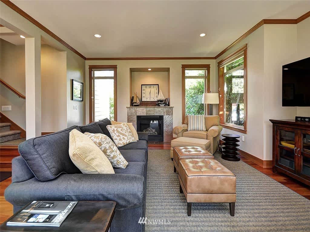 509 NW 195th St