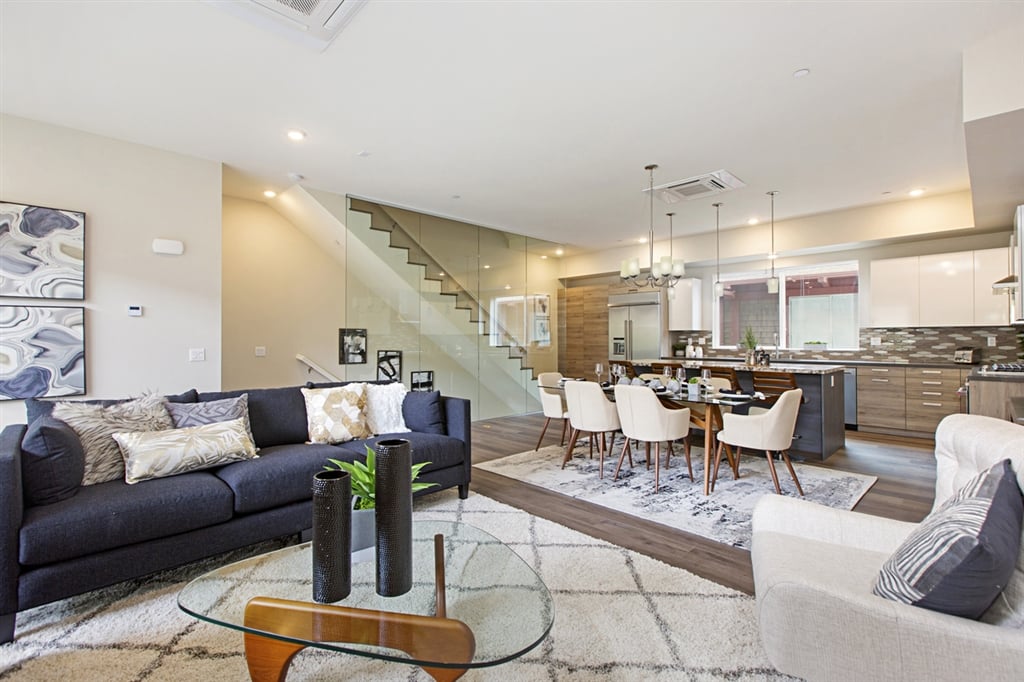3535 Third Ave #C
