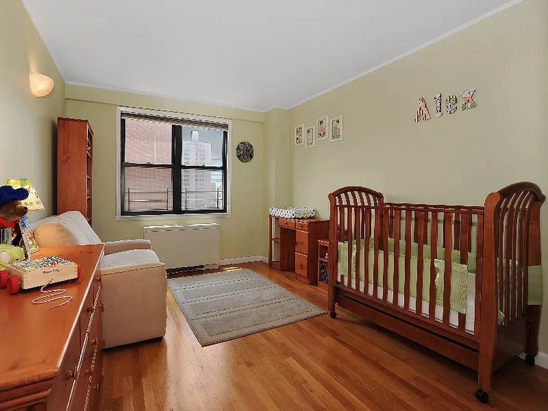 201 East 28th Street #12J