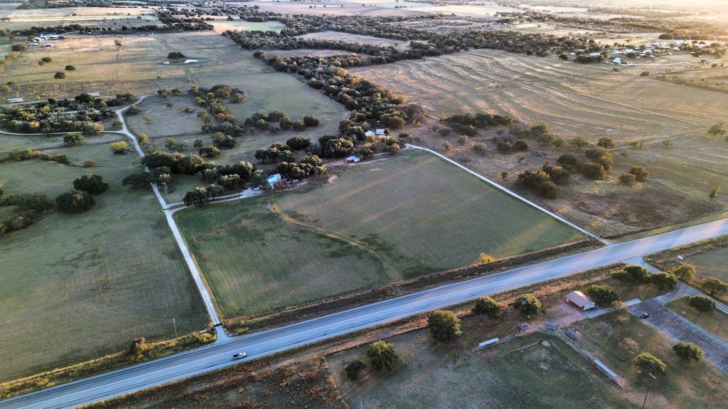 TBD E US HWY 290