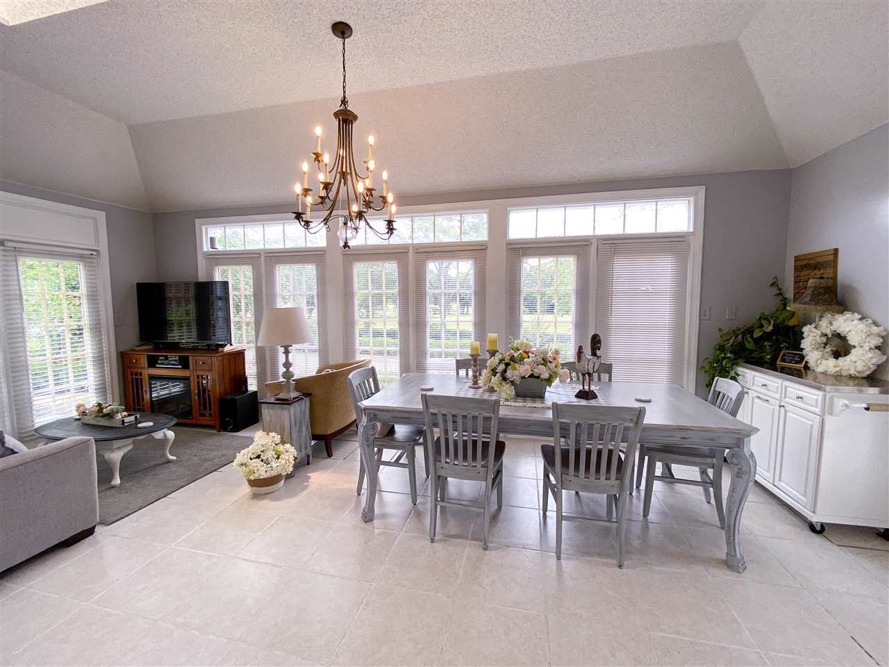 8562 Austin Peay Hwy