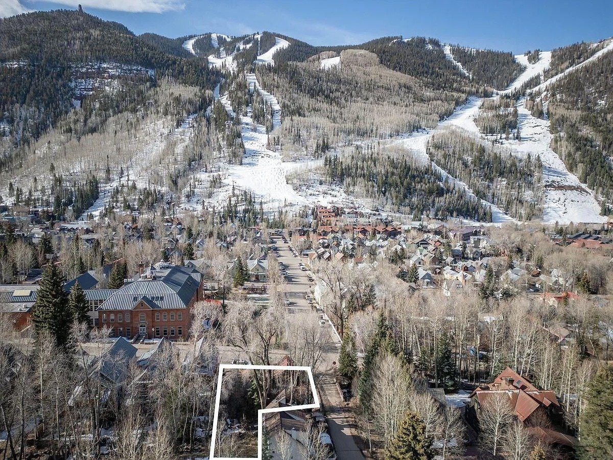 475/477 W Galena Ave #19/20