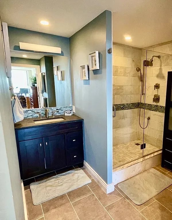 65 E India Row #37GH