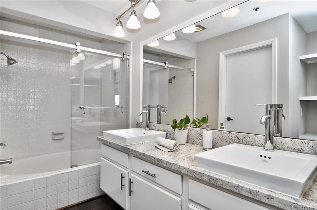 280 Cagney Ln, Unit 113