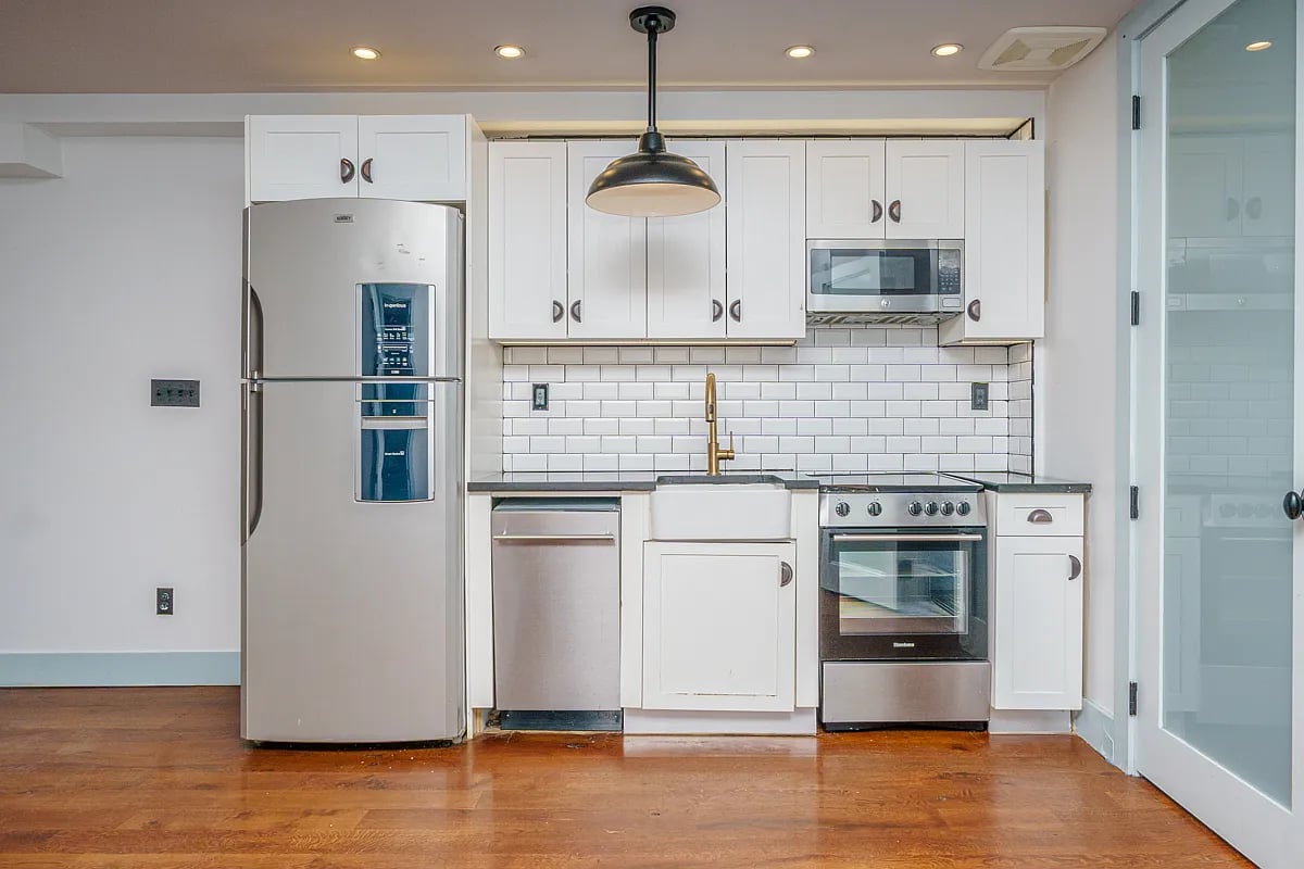 31 Brooklyn Avenue #3E