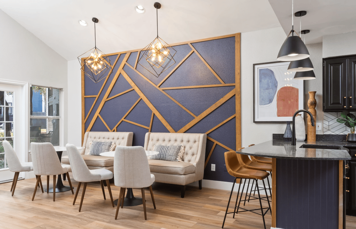 Enjoy Up To 8 Weeks Free!*Discount is applied for the first 2 months. 