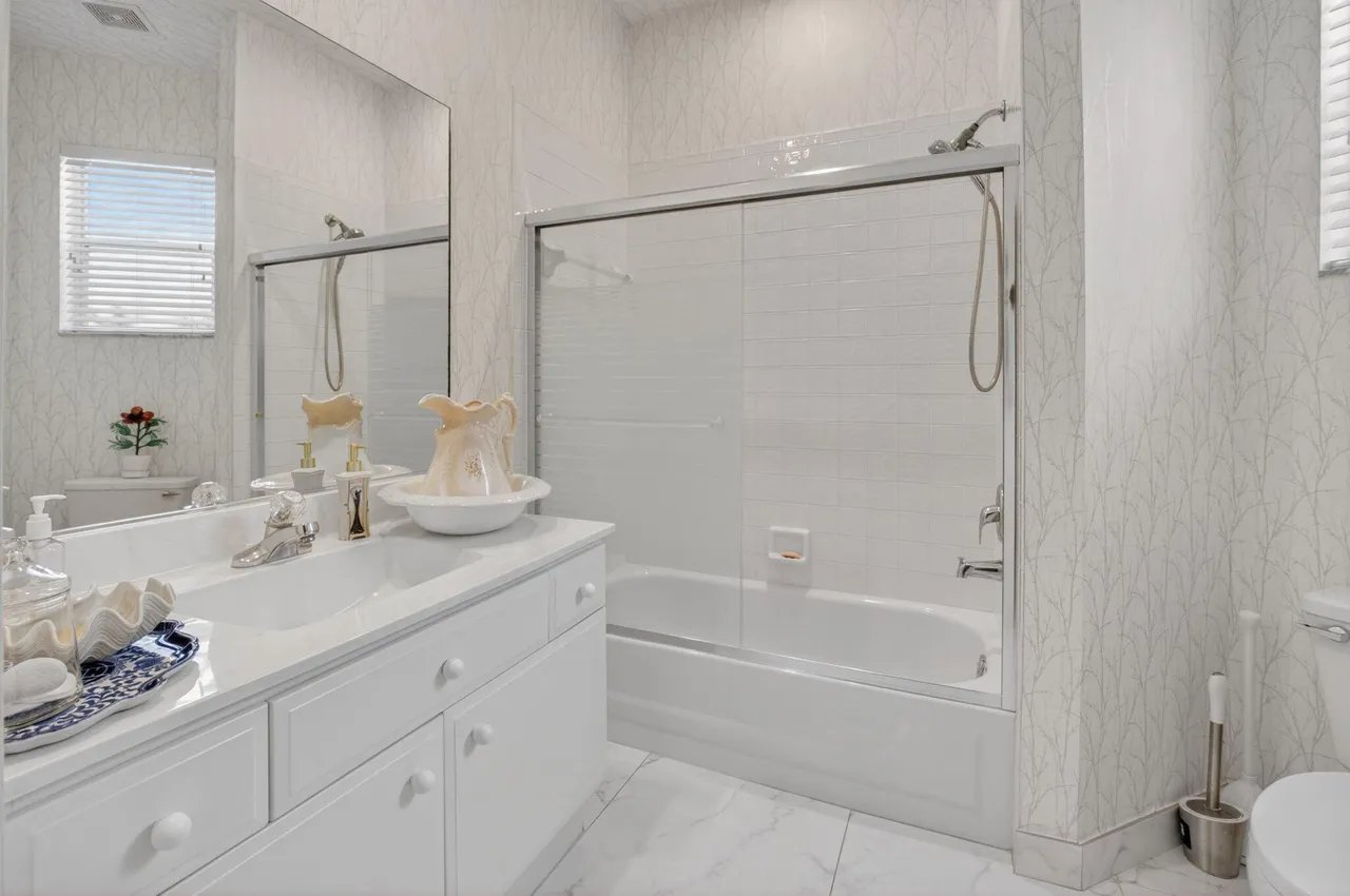 2408 NW 67th Street