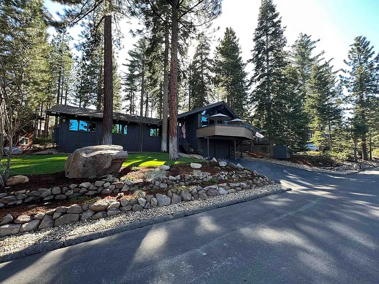 201 Edgewood Dr