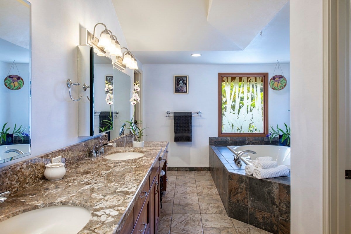 74-845 PAMAHOA PL, KAILUA-KONA, HI 96740