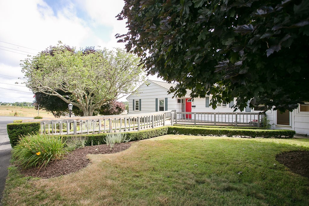 2 Sherri Lane, Middletown RI, 02842