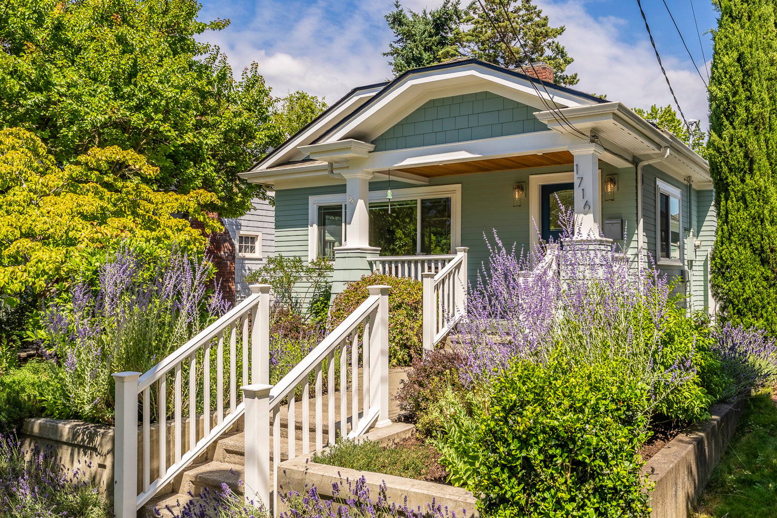 Restored Wallingford Craftsman 