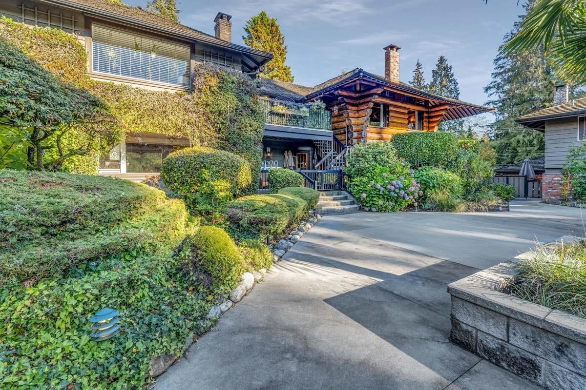 416-235 Keith Road, West Vancouver