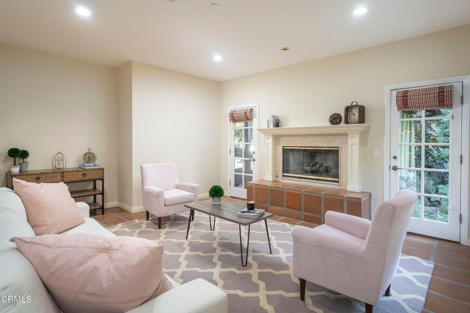59 W Orange Grove Ave