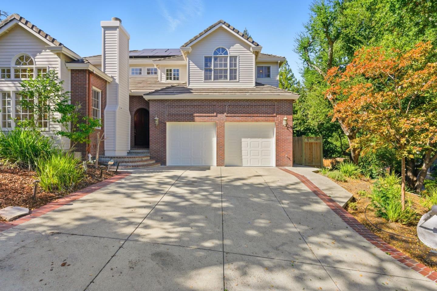 11701 Winding Way