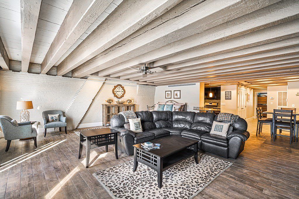 39 Commercial Wharf Apt  4