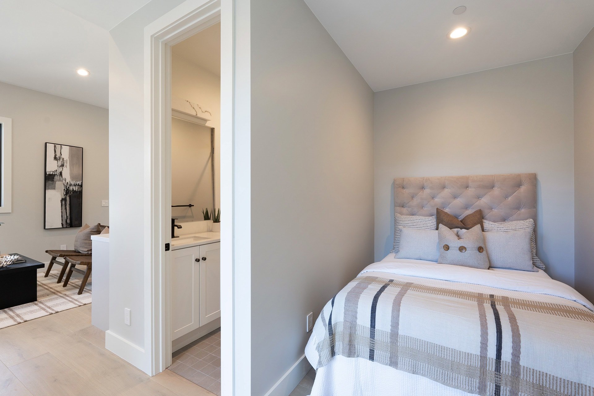 Modern Carmel Gem - 25498 Hatton Rd