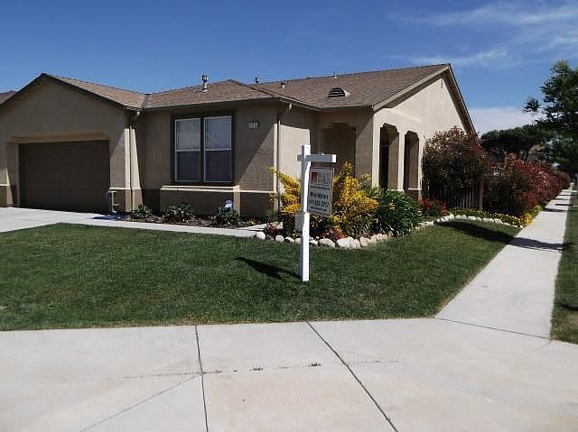 225 Tawny Port Way