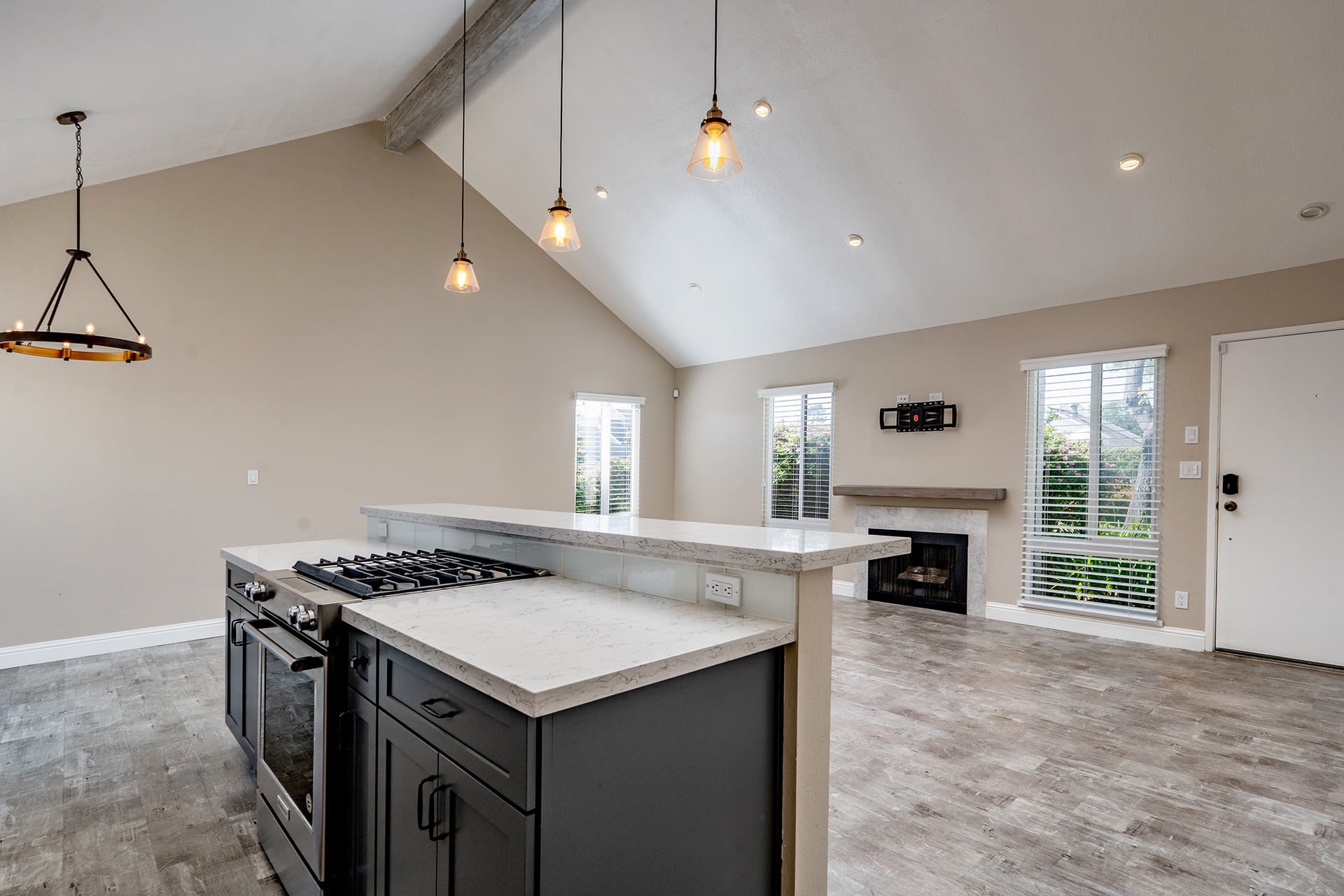 Charming Carmel Condo - 4000 Rio Road #65