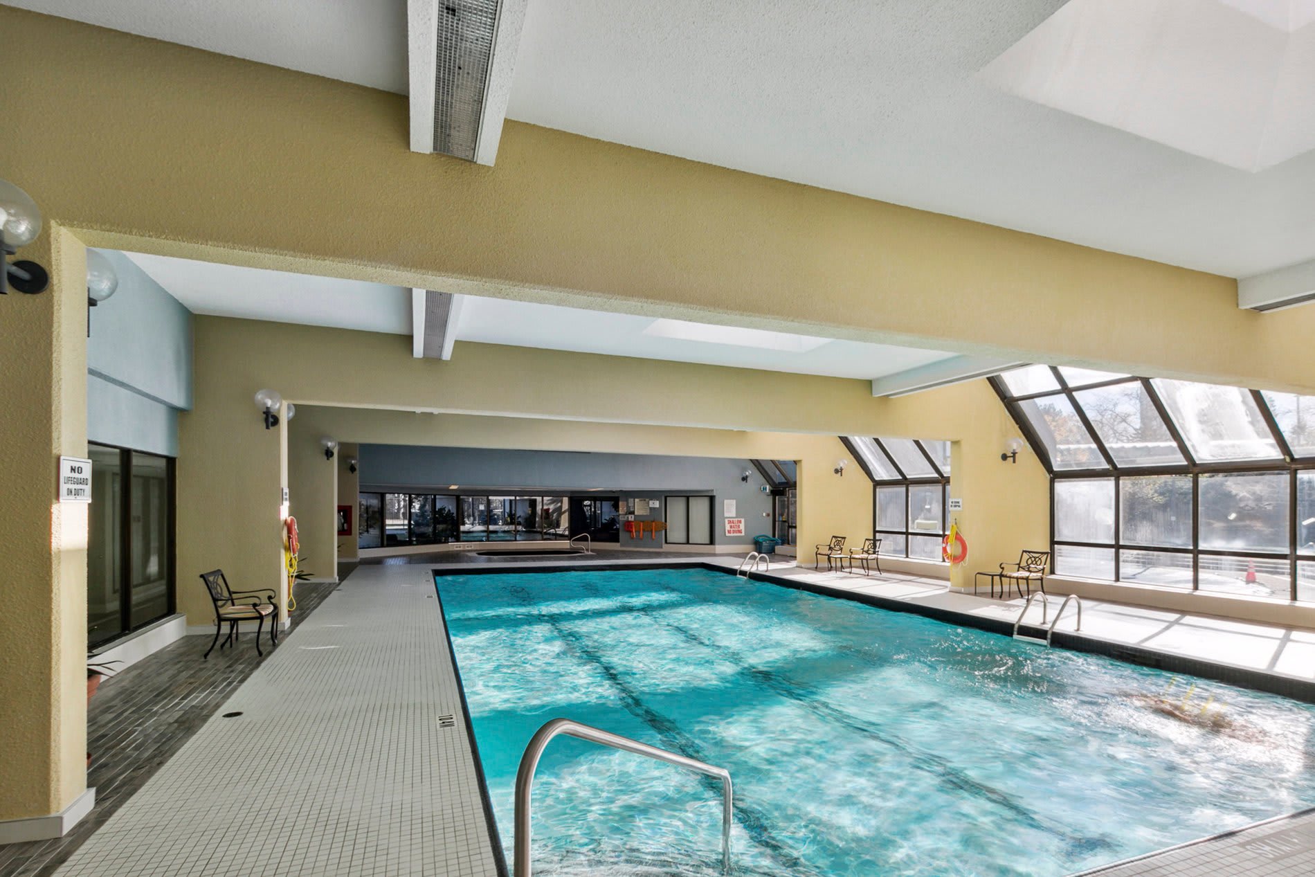 65 Skymark Drive 301