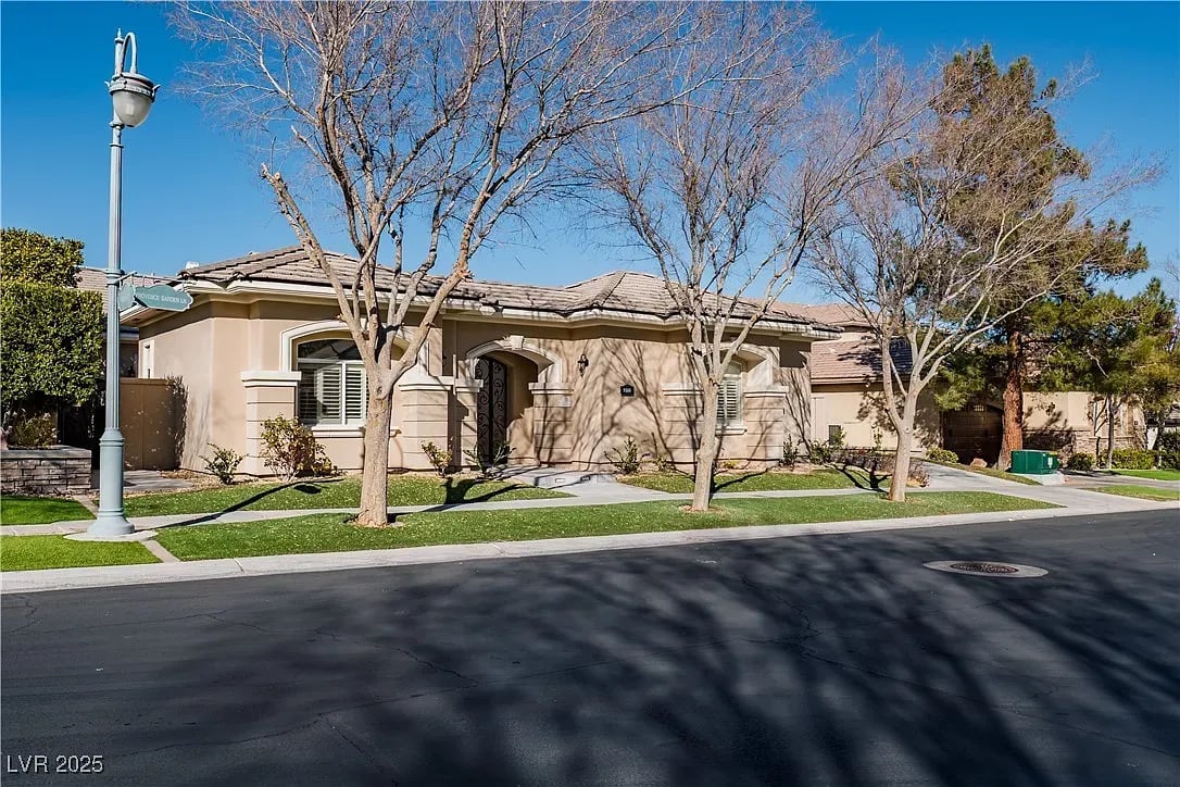 9316 Provence Garden Ln