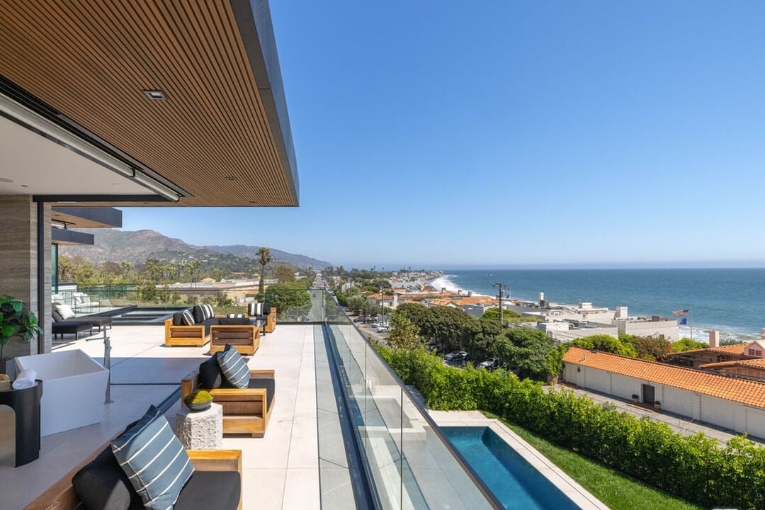 Zenith Horizon, Malibu Rd, 90265