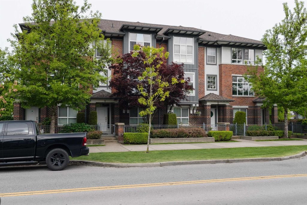 18777 68a Ave, #11